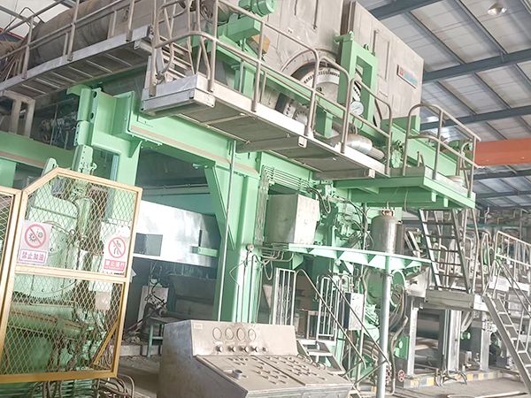 新月型衛生高速紙機